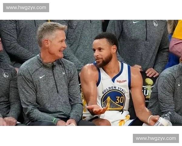 库里领衔美国队征战世界杯挑战赛场展示全能实力